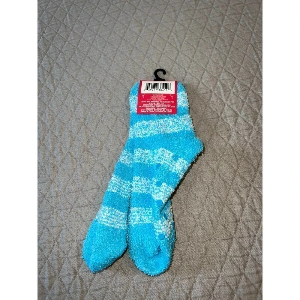 5/ $25 Snugadoo blue stripped fuzzy socks OS